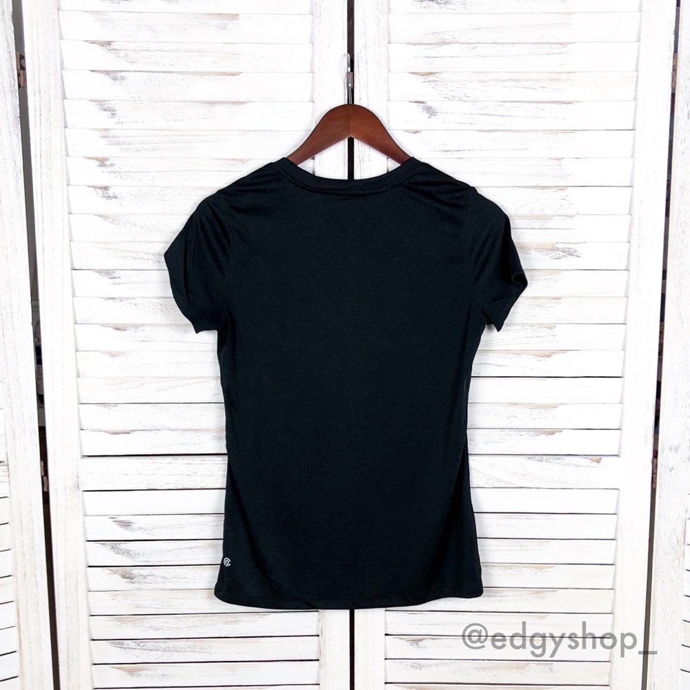 C9 Champion | V-Neck Tech T-Shirt - Picture 2 of 6